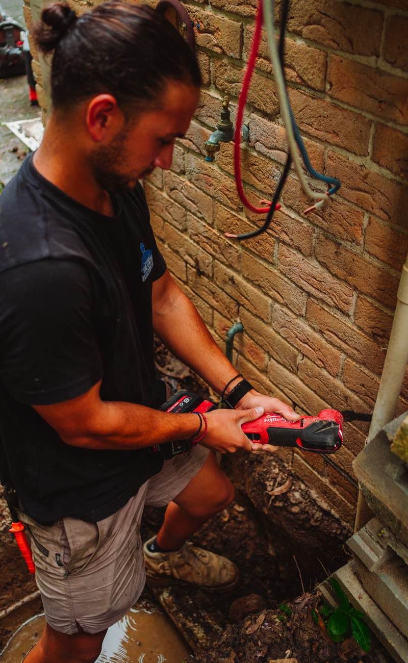 08-richmond-nsw-electrician-drilling-wall-for-service-cabling 08-richmond-nsw-electrician-drilling-wall-for-service-cabling