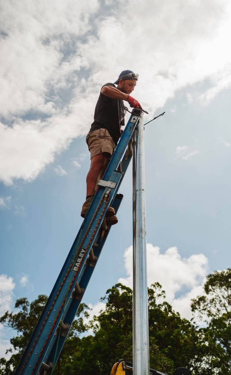 19-richmond-nsw-level-2-electrician-on-service-pole 19-richmond-nsw-level-2-electrician-on-service-pole