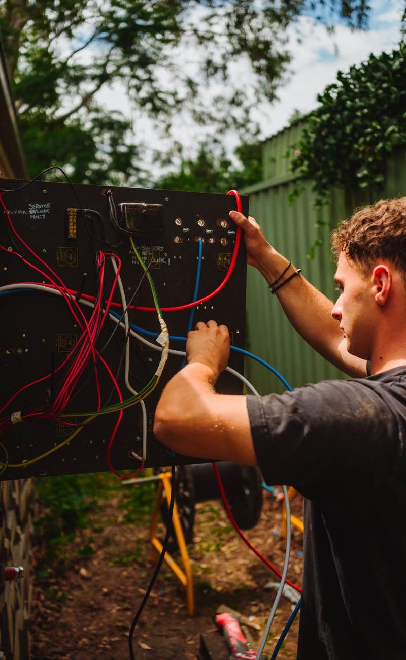 23-richmond-nsw-electrician-assembling-new-meter-panel 23-richmond-nsw-electrician-assembling-new-meter-panel