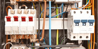 blown-fuse-how-to-check-and-fix-the-local-electrician