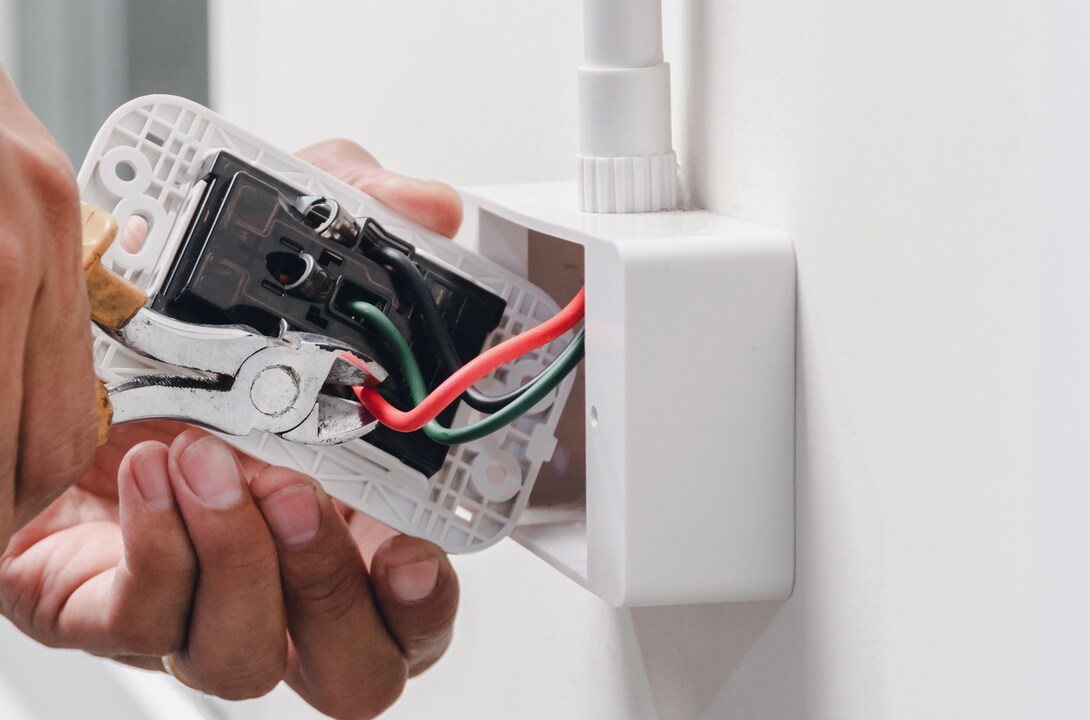 Level 2 Electrical Main Power Supply Services in Woodcroft