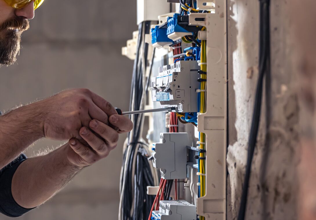 Level 2 Electrician work in Greenwich