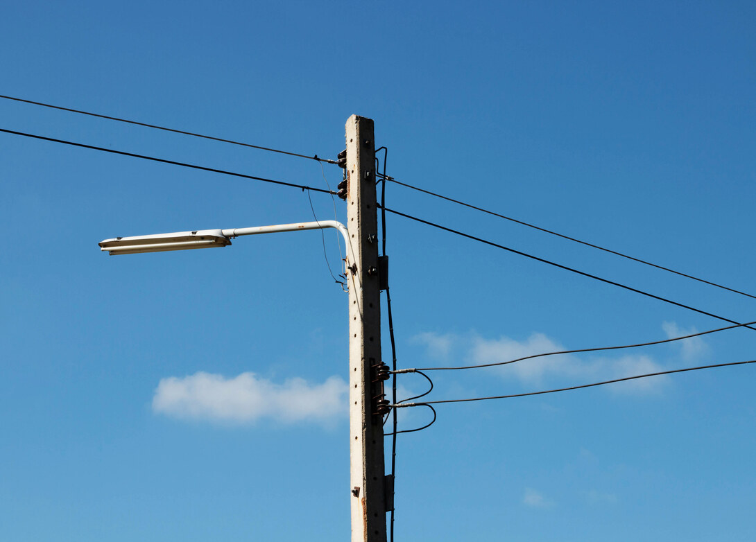 Level 2 Overhead Repair in Hinchinbrook
