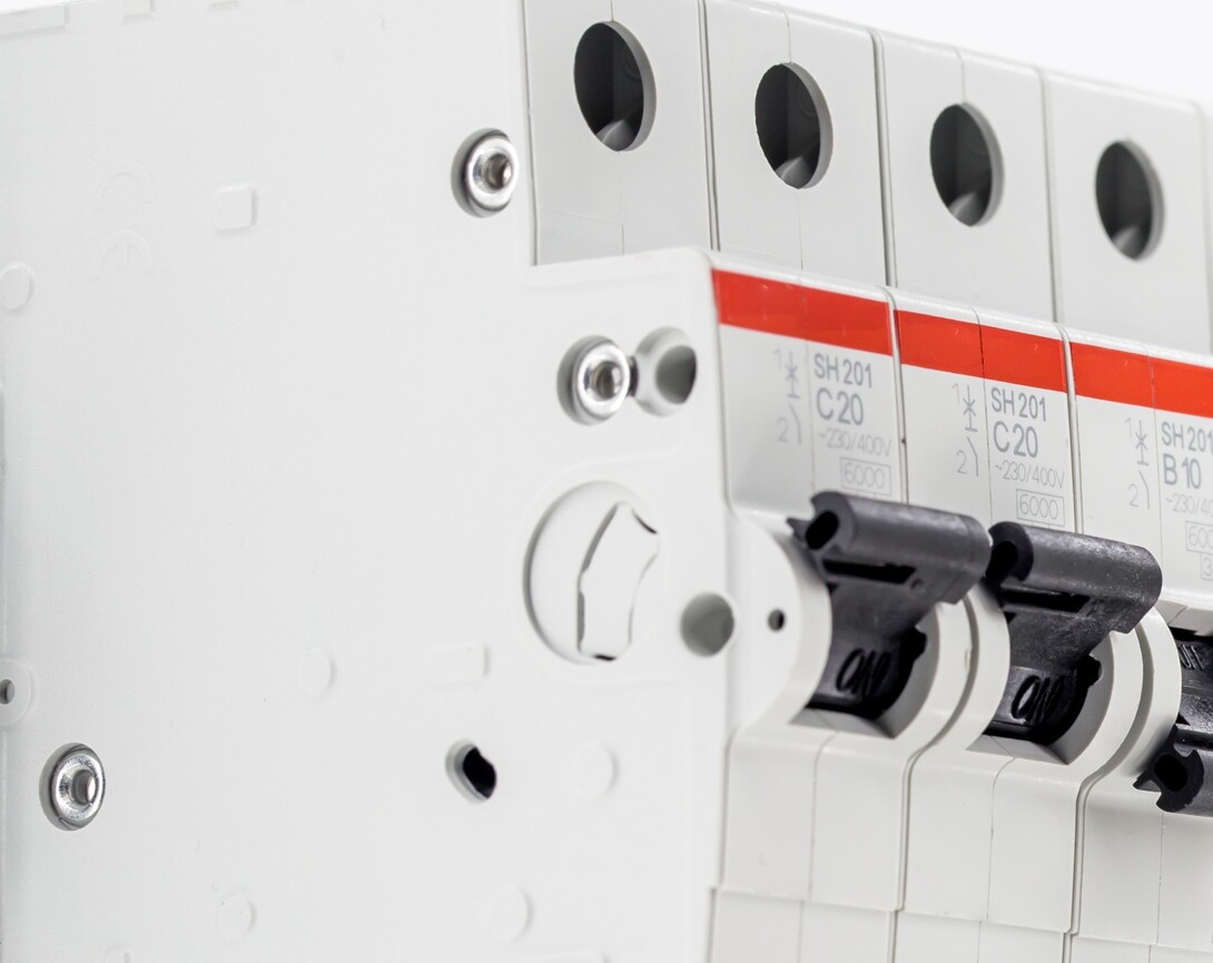Level 2 Sparky Switchboard Repair in Bradbury